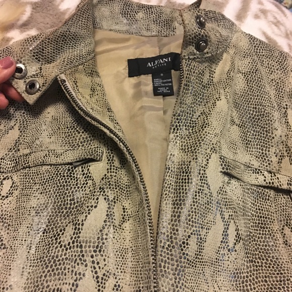 Alfani Jackets & Blazers - Alfani leather jacket. Comes to waist